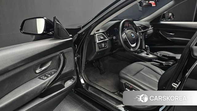 BMW 3 Series GT (F34) 2019 Черный из Кореи, фото 2