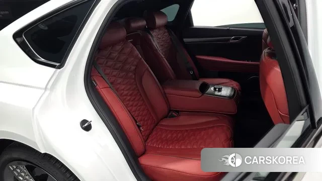 Genesis G80 (RG3) 2025 Белый из Кореи, фото 2