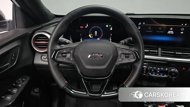 Chevrolet (GM Daewoo) Trax Crossover 2024 Белый из Кореи, фото 2