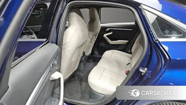 Audi A3 (8Y) 2023 Синий из Кореи, фото 2