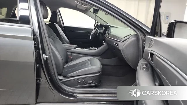 Hyundai Sonata (DN8) 2022 Серый из Кореи, фото 2