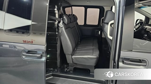 Hyundai Staria 2022 Серый из Кореи, фото 2