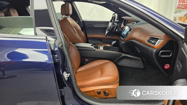 Maserati Ghibli 2019 Синий из Кореи, фото 2