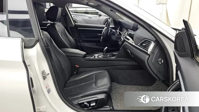 BMW 4 Series (F32) 2018 Белый из Кореи, фото 2