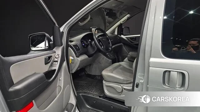 Hyundai The New Grand Starex 2020 Серый из Кореи, фото 2