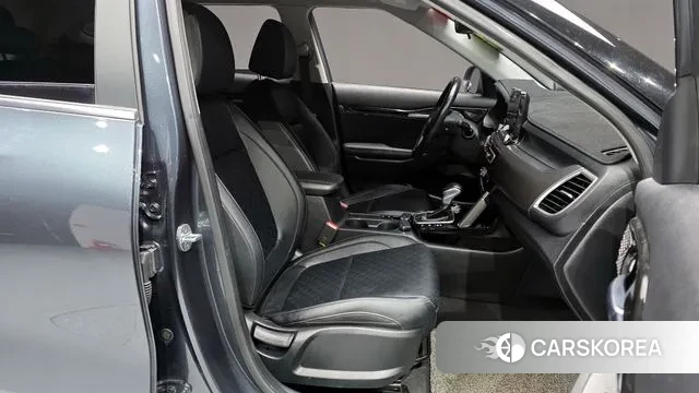 Kia Seltos 2020 Серый из Кореи, фото 2