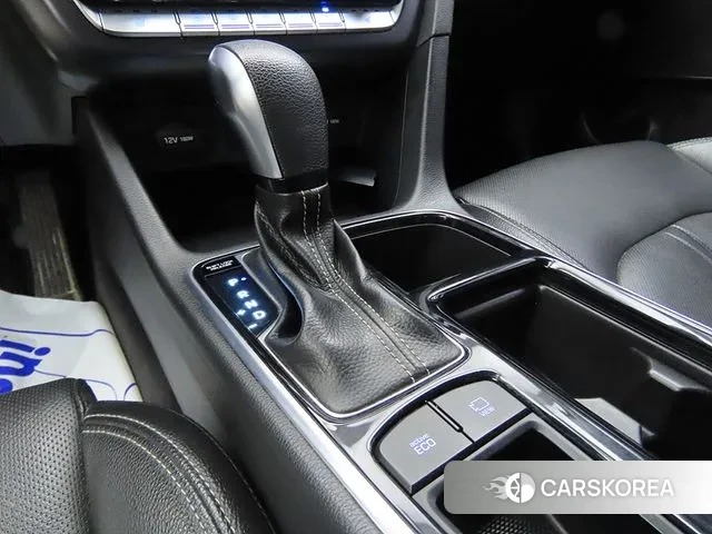 Hyundai Sonata New Rise 2019 Белый из Кореи, фото 2