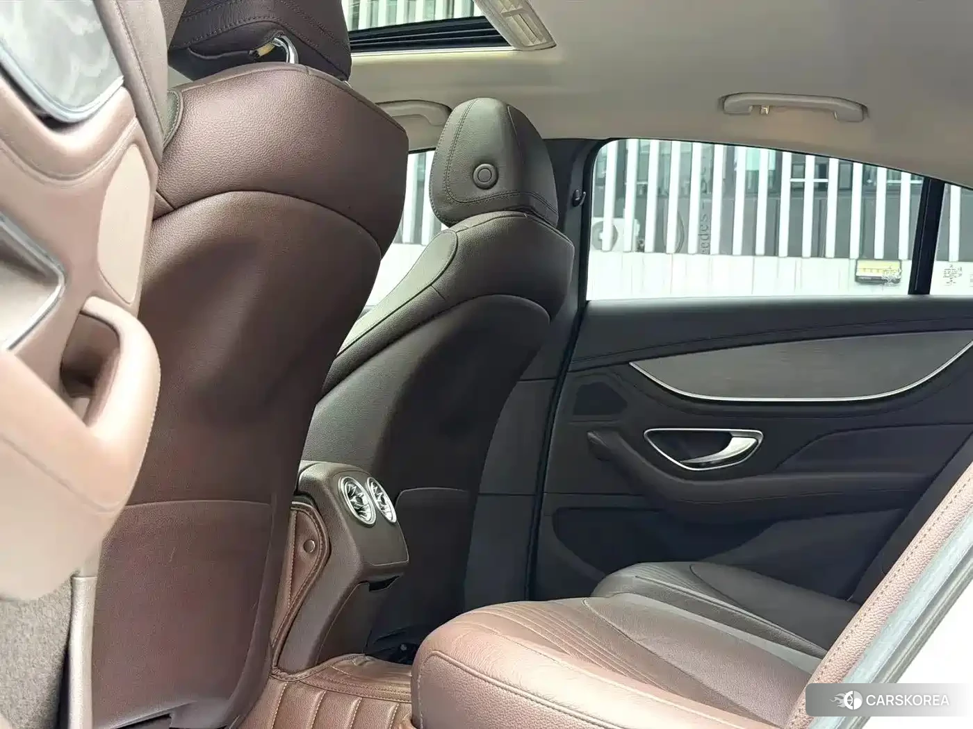 Mercedes-Benz CLS 2019 Белый из Китая, фото 2