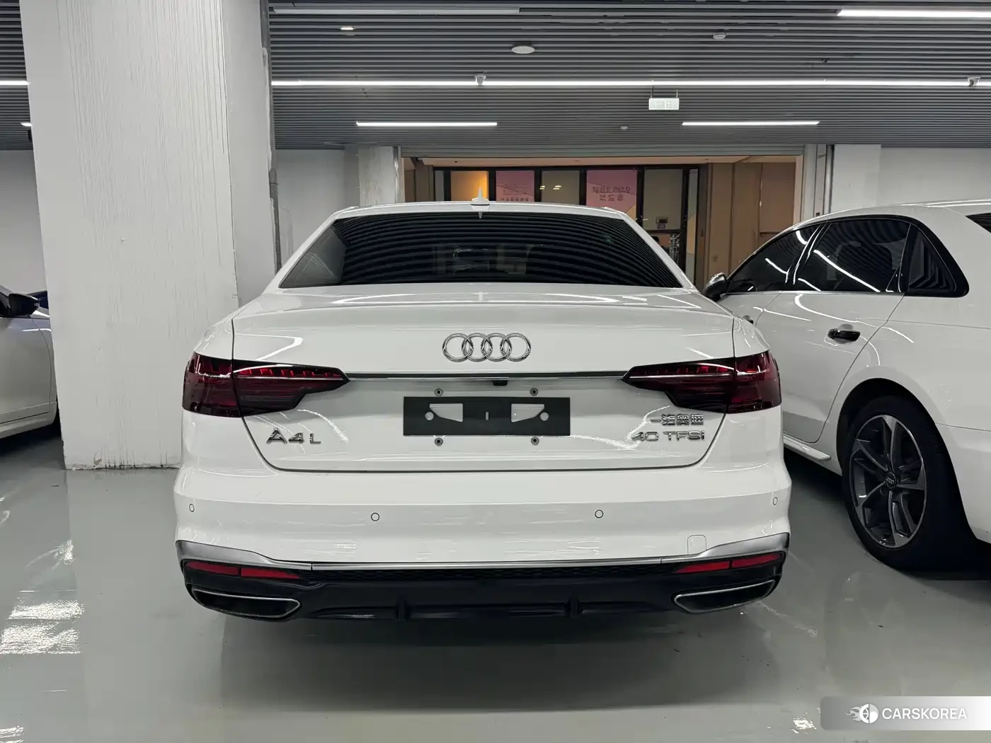 Audi A4L 2021 Белый из Китая, фото 2
