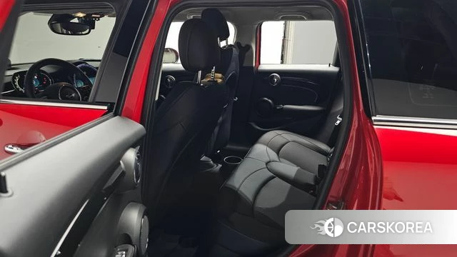 Mini Cooper 2022 Красный из Кореи, фото 2
