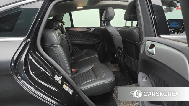 Mercedes-Benz GLE - Class W166 2018 Черный из Кореи, фото 2