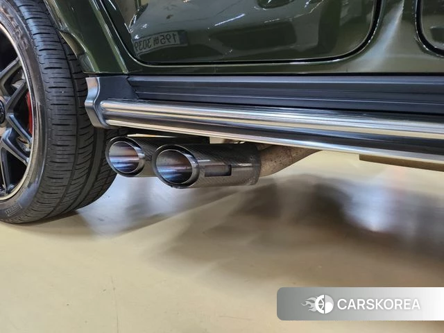 Mercedes-Benz G-Class W463b 2023 Темно-зеленый из Кореи, фото 2