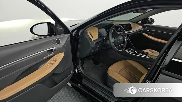 Hyundai Sonata (DN8) 2023 Черный из Кореи, фото 2