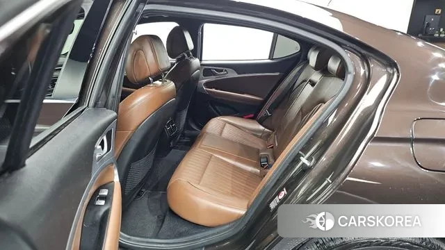 Genesis G70 2018 Коричневый из Кореи, фото 2