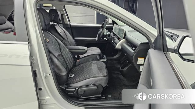 Hyundai Ionic 5 2023 Серебристо-серый из Кореи, фото 2