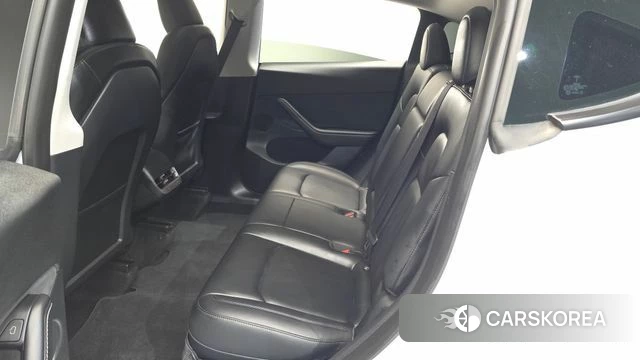 Tesla Model Y 2025 Белый из Кореи, фото 2