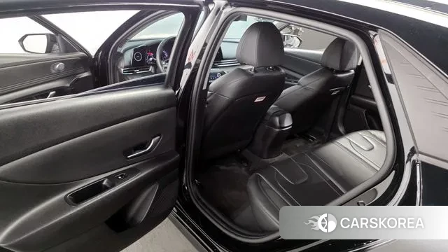 Hyundai Avante (CN7) 2021 Черный из Кореи, фото 2