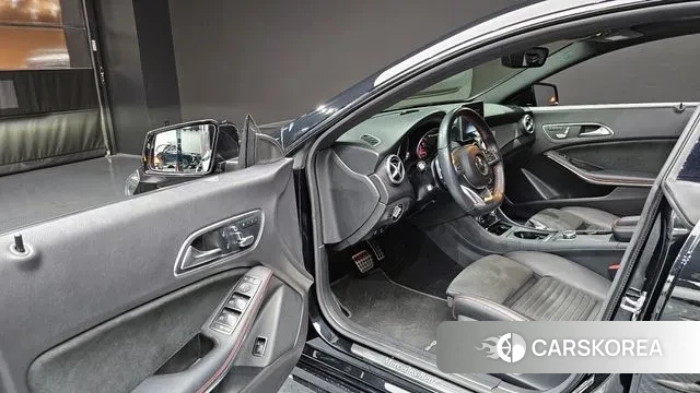 Mercedes-Benz CLA-Class C117 2018 Черный из Кореи, фото 2
