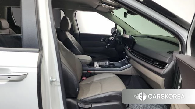 Kia The New Carnival 4th Generation 2024 Белый из Кореи, фото 2