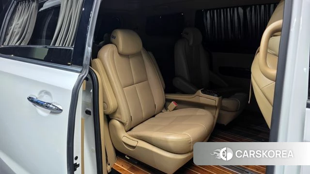 Kia The New Carnival 2018 Белый из Кореи, фото 2