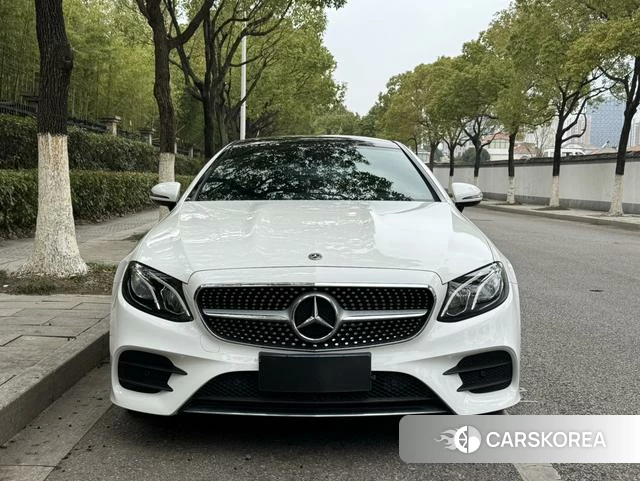 Mercedes-Benz E-class (imported) 2021 Белый из Китая, фото 2