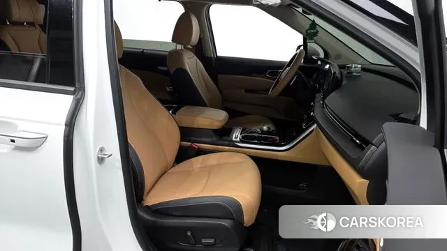 Kia Carnival 4th generation 2022 Белый из Кореи, фото 2