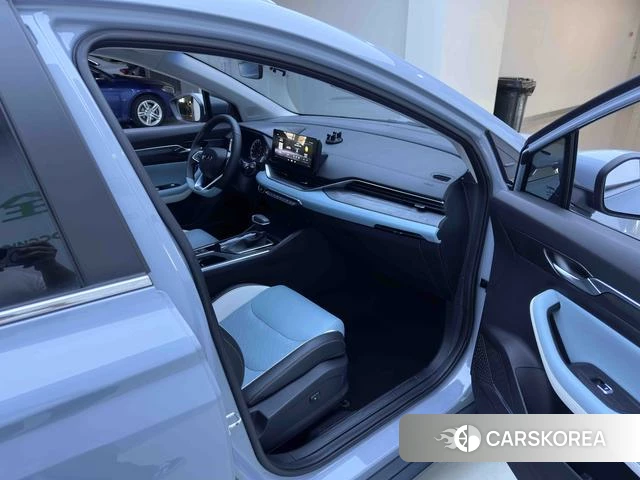 Geely Automobile Emgrand S 2022 Синий из Китая, фото 2