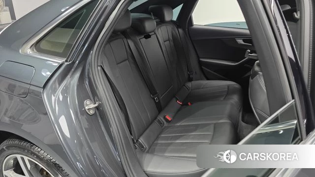 Audi A4 (B9) 2019 Серый из Кореи, фото 2