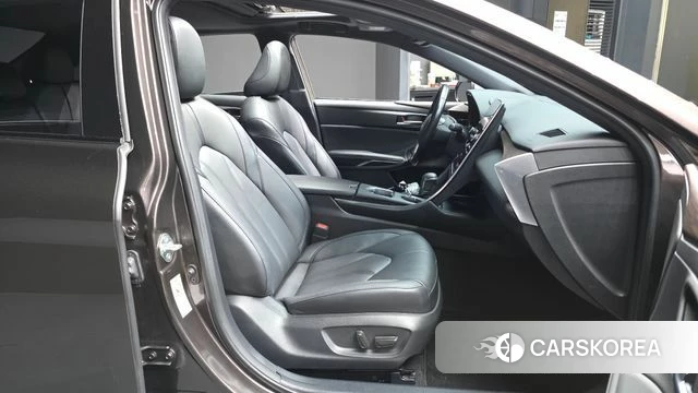 Toyota Avalon 5th Generation 2019 Коричневый из Кореи, фото 2
