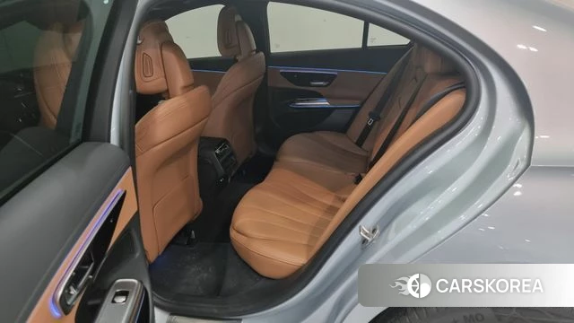 Mercedes-Benz E-Class W214 2025 Серебряный из Кореи, фото 2