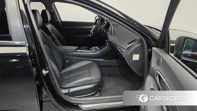 Hyundai Sonata Hybrid (DN8) 2022 Черный из Кореи, фото 2