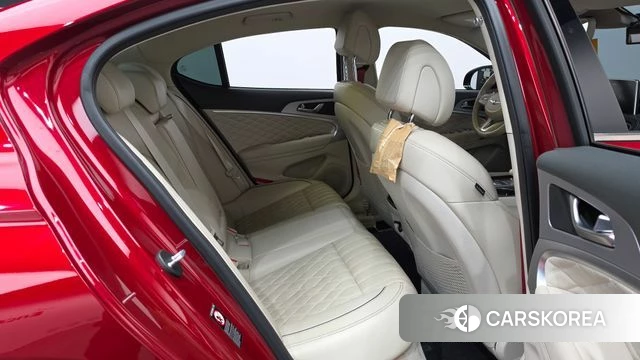Genesis G70 2019 Красный из Кореи, фото 2