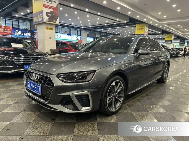 Audi A4L 2021 Темно-серый из Китая, фото 2