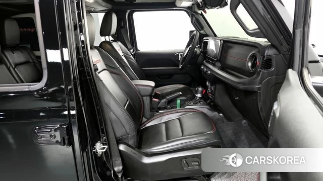 Jeep Wrangler (JL) 2025 Черный из Кореи, фото 2