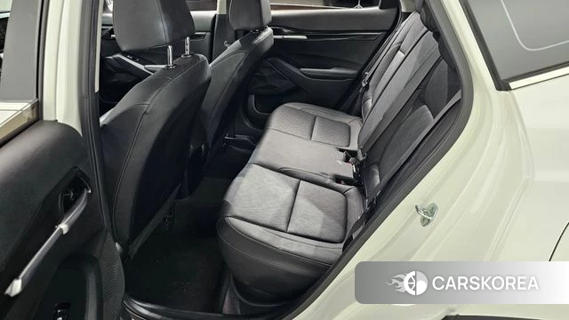 Kia Seltos 2022 Белый из Кореи, фото 2