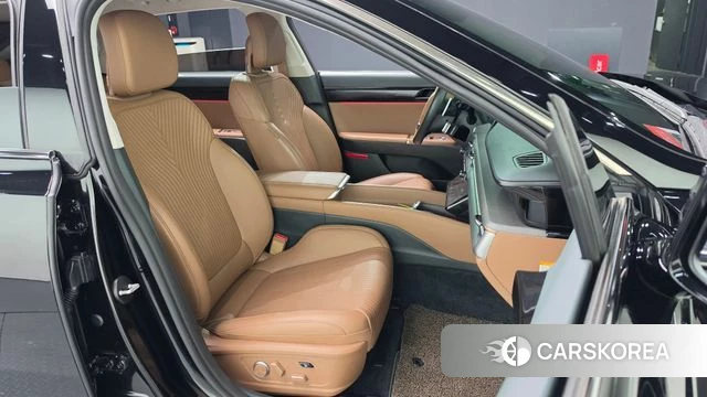 Hyundai Grandeur Hybrid (GN7) 2023 Черный из Кореи, фото 2