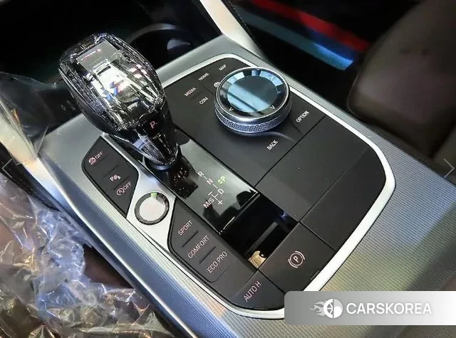 BMW 4 Series (G22) 2022 Светло-зеленый из Кореи, фото 2