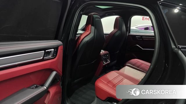 Porsche Cayenne (PO536) 2023 Черный из Кореи, фото 2