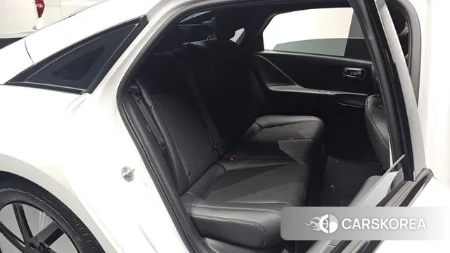 Hyundai Ionic 6 2023 Белый из Кореи, фото 2