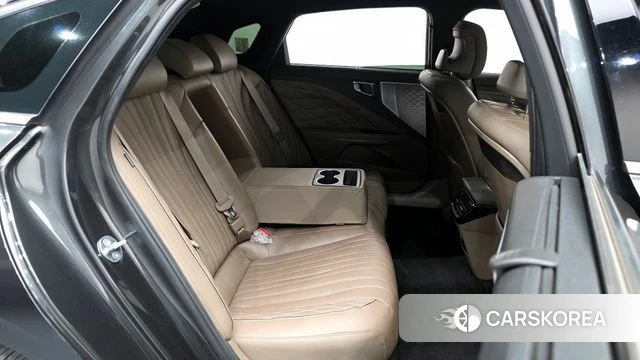 Kia K8 2023 Серый из Кореи, фото 2