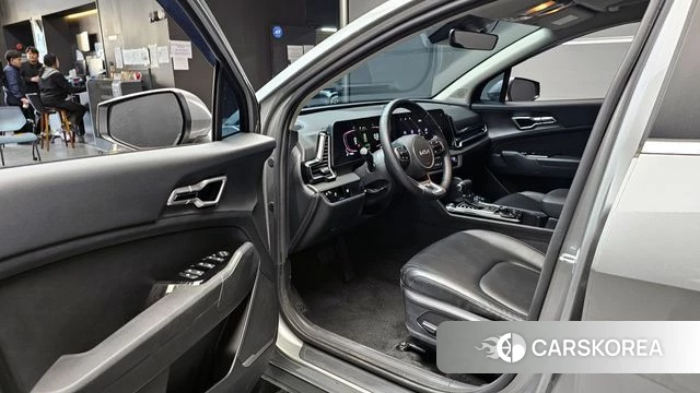 Kia Sportage 5th Generation 2022 Серебристо-серый из Кореи, фото 2