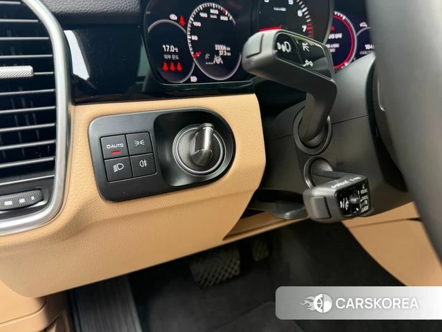 Porsche Cayenne (PO536) 2023 Белый из Кореи, фото 2