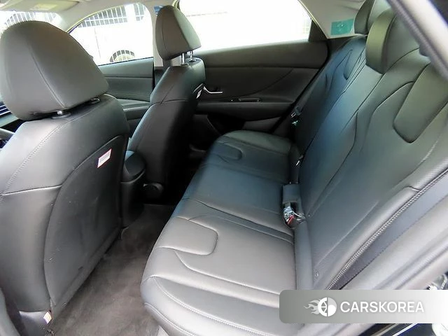 Hyundai Avante (CN7) 2021 Черный из Кореи, фото 2