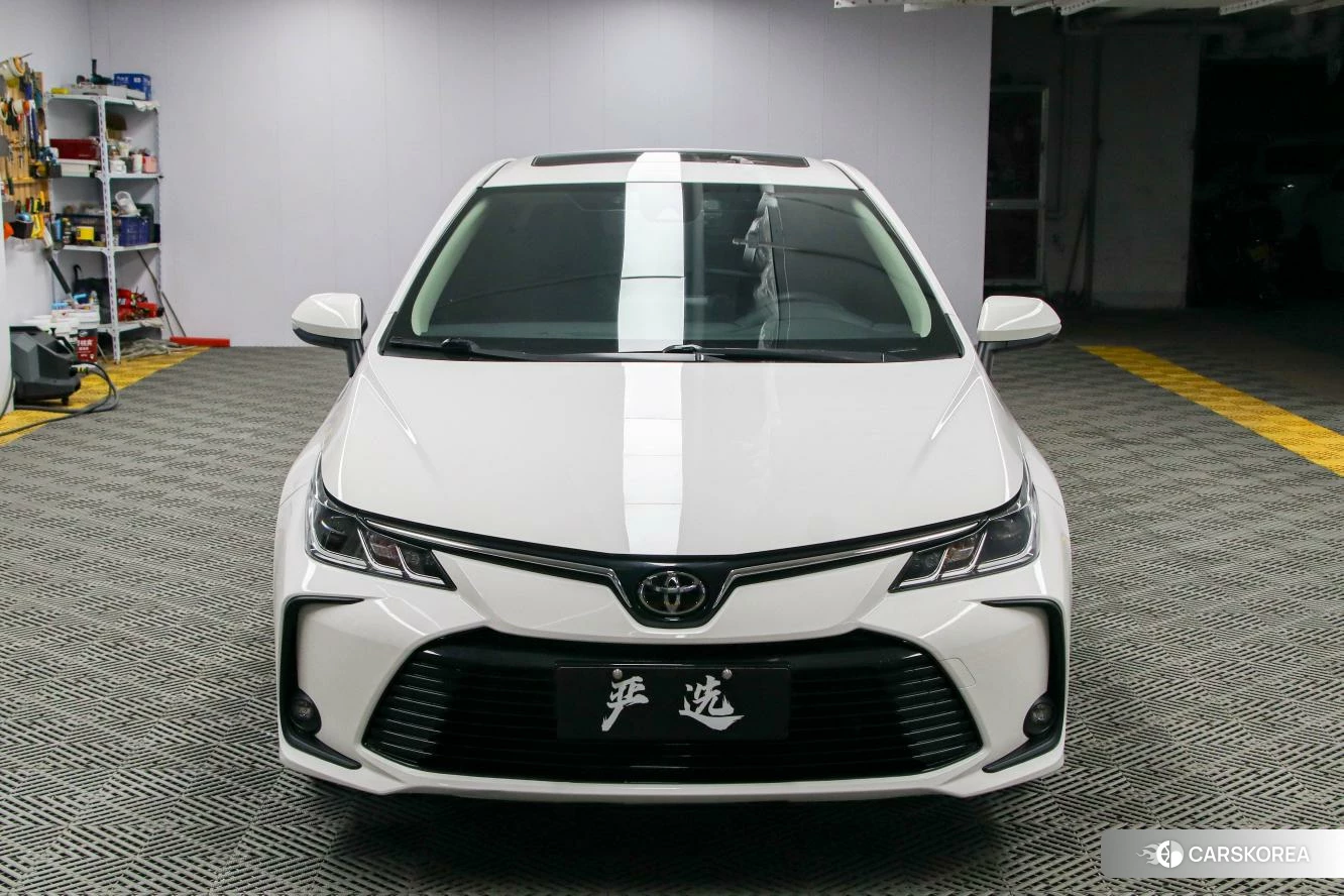 Toyota Corolla 2021 Белый из Китая, фото 2