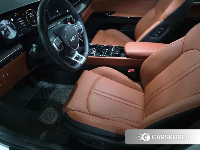 Kia The New K5 3rd generation 2025 Белый из Кореи, фото 2