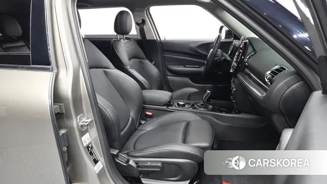 Mini Cooper Clubman 2020 Серебристо-серый из Кореи, фото 2