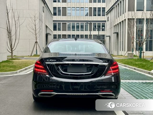 Mercedes-Benz S-class 2021 Черный из Китая, фото 2