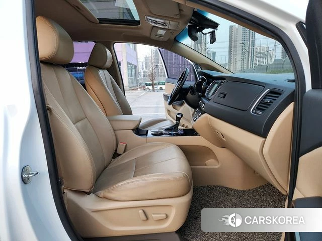 Kia The New Carnival 2019 Белый из Кореи, фото 2