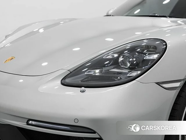 Porsche 718 Cayman 2024 Серебристо-серый из Кореи, фото 2