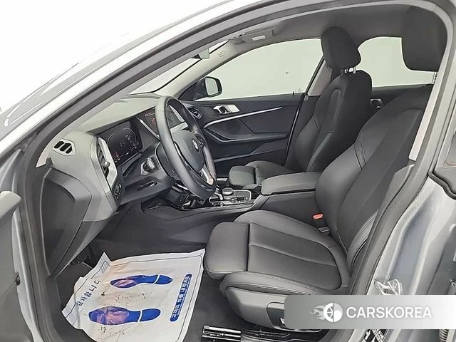 BMW 2 Series Gran Coupe (F44) 2022 Серебристо-серый из Кореи, фото 2